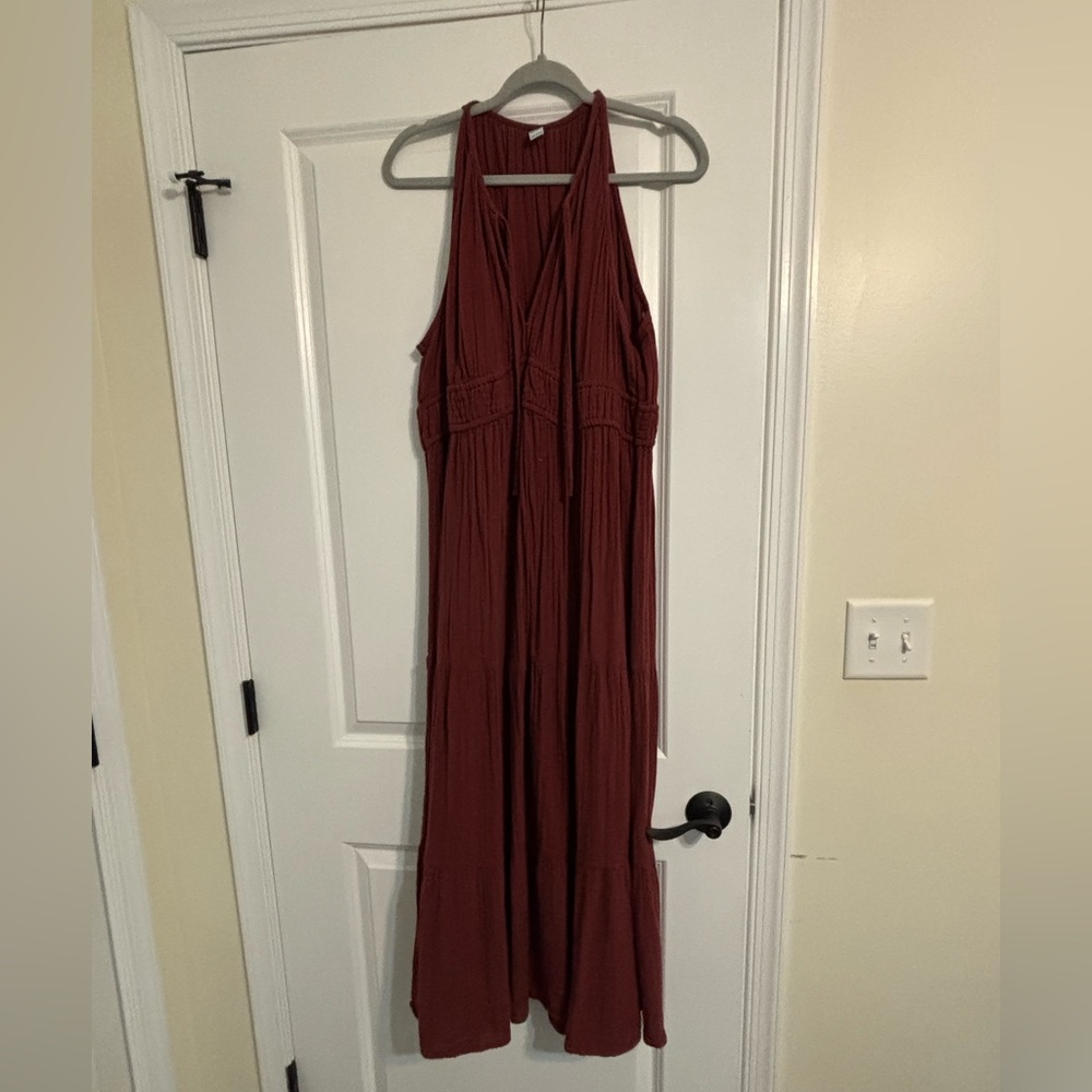 Old Navy Rust Red Sleeveless Tiered Maxi Dress